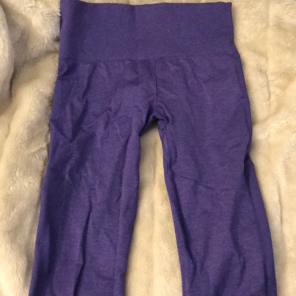 Lululemon In the Flow Crop Iris Flower
